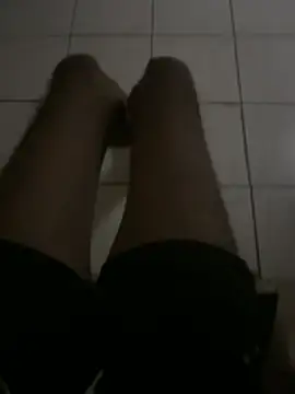 zxcvgf12300 online show from 04-24-26, 11:18