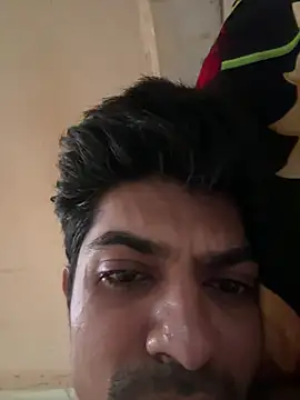 Snapshot of zxcvgf12300 chatting on 05-16-26, 10:14 zxcvgf12300 online show from 05-16-26, 10:14