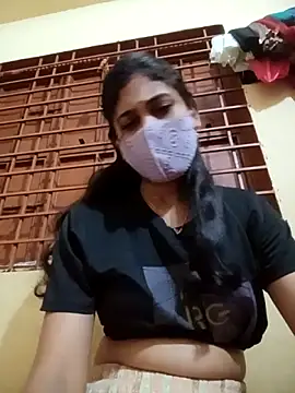 Snapshot of queenneha69 chatting on 05-02-26, 05:18 queenneha69 online show from 05-02-26, 05:18