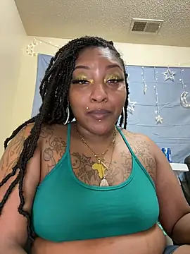 Snapshot of Egyptian_reign chatting on 01-09-26, 11:00 Egyptian reign online show from 01-09-26, 11:00