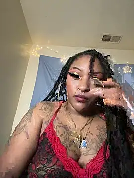 Snapshot of Egyptian_reign chatting on 01-10-26, 10:38 Egyptian reign online show from 01-10-26, 10:38