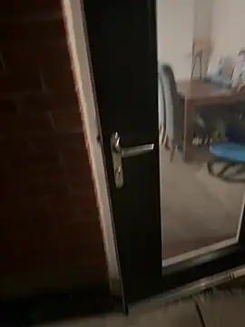 Snapshot of slutwifebbw chatting on 04-01-26, 10:50 slutwifebbw online show from 04-01-26, 10:50