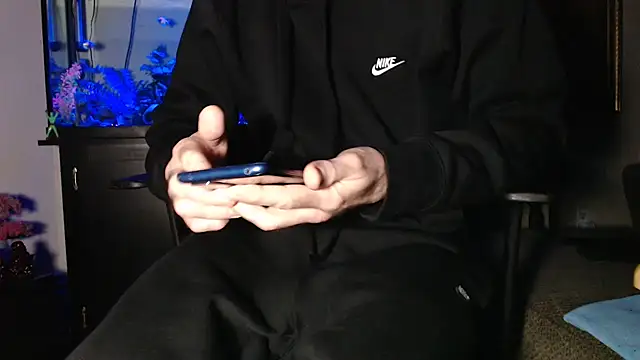 Snapshot of EspanolVato chatting on 01-13-26, 10:19 EspanolVato online show from 01-13-26, 10:19