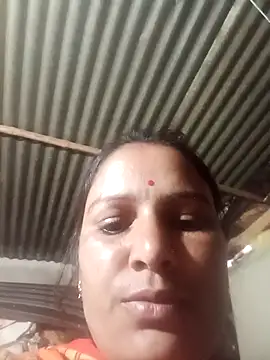 Hot hiuj online show from 02-19-26, 02:58