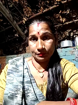 Snapshot of Hot_bhi38 chatting on 05-17-26, 07:47 Hot bhi38 online show from 05-17-26, 07:47