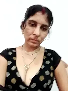 Hot ree85 online show from 03-14-26, 06:14