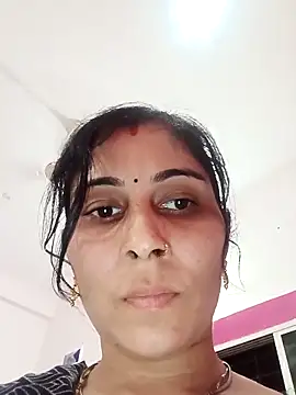 Hot ree85 online show from 03-23-26, 11:21