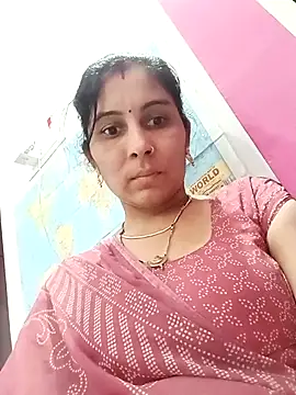 Snapshot of Hot_ree85 chatting on 03-03-26, 08:10 Hot ree85 online show from 03-03-26, 08:10