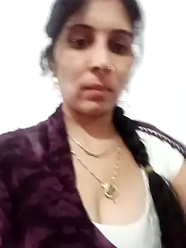 Hot ree85 online show from 03-15-26, 04:58