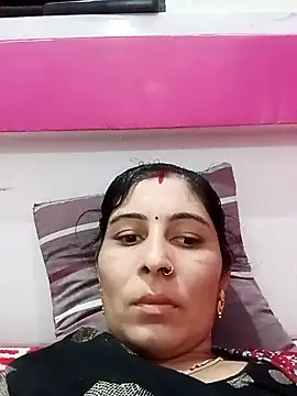 Snapshot of Hot_ree85 chatting on 02-07-26, 04:31 Hot ree85 online show from 02-07-26, 04:31