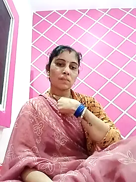 Snapshot of Hot_ree85 chatting on 02-10-26, 04:55 Hot ree85 online show from 02-10-26, 04:55