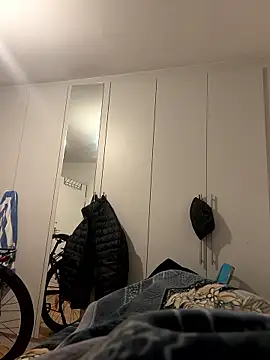 Snapshot of sexysmithbaby chatting on 01-12-26, 11:09 sexysmithbaby online show from 01-12-26, 11:09