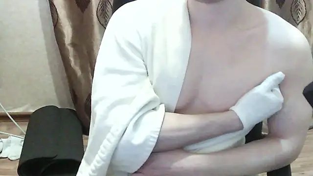 Snapshot of ShyDarko chatting on 01-13-26, 09:46 ShyDarko online show from 01-13-26, 09:46