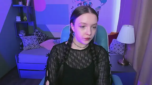 Snapshot of Emily_tender chatting on 02-08-26, 10:57 Emily tender online show from 02-08-26, 10:57