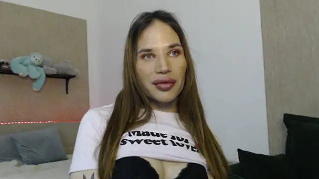 Coco Chanell  online show from 01-09-26, 05:20