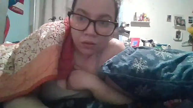 Snapshot of bellakay19 chatting on 02-10-26, 06:34 bellakay19 online show from 02-10-26, 06:34