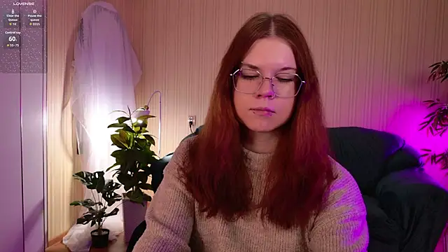 A Lot of Bunny online show from 04-10-26, 09:27