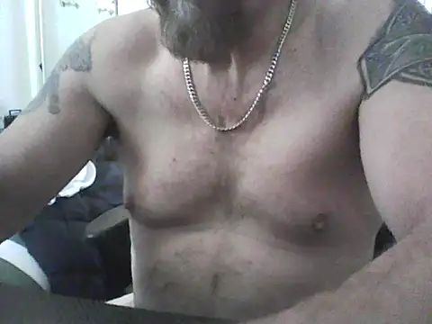 Snapshot of loudandproud chatting on 06-01-26, 01:17 loudandproud online show from 06-01-26, 01:17