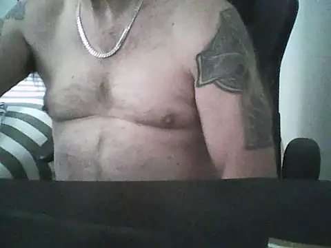 Snapshot of loudandproud chatting on 05-21-26, 03:59 loudandproud online show from 05-21-26, 03:59