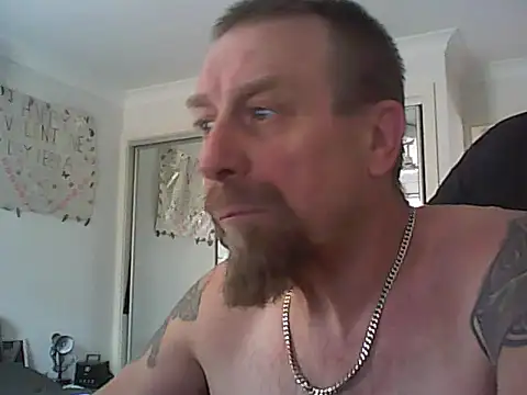 Snapshot of loudandproud chatting on 01-12-26, 05:14 loudandproud online show from 01-12-26, 05:14