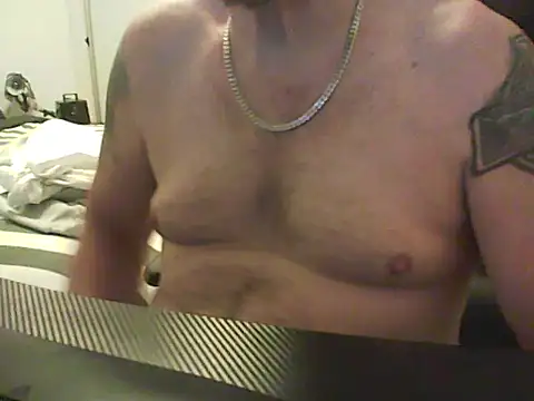 Snapshot of loudandproud chatting on 05-18-26, 05:56 loudandproud online show from 05-18-26, 05:56