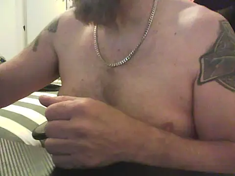 Snapshot of loudandproud chatting on 06-14-26, 08:59 loudandproud online show from 06-14-26, 08:59