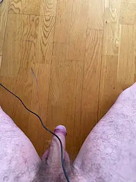 AntonioRimLover online show from 04-11-26, 06:43