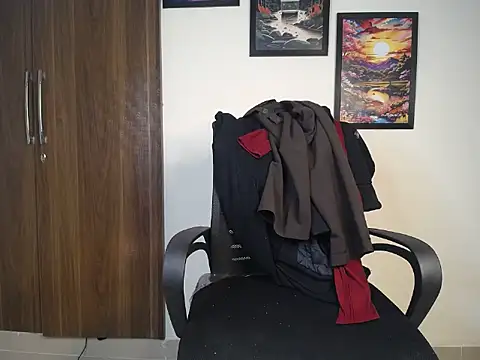 Loving crush69 online show from 02-14-26, 06:35