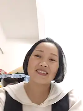   BingBing   online show from 02-18-26, 03:30