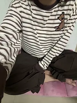 Snapshot of Xukalove68 chatting on 02-09-26, 12:25 Xukalove68 online show from 02-09-26, 12:25