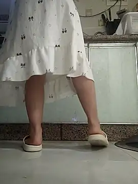 Xiaoyue001 online show from 01-15-26, 01:03