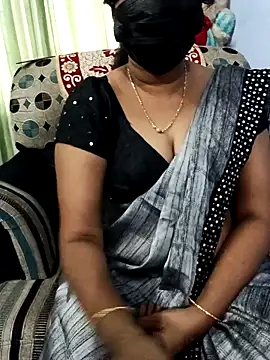 Tinarosy13 online show from 03-02-26, 06:36