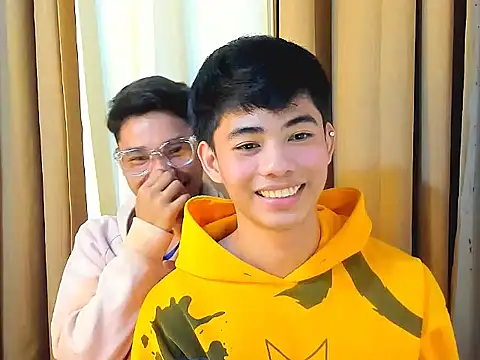 boynextdoor4uX online show from 01-15-26, 07:34