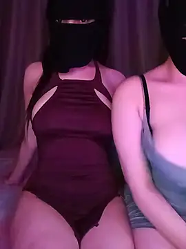 estr ella online show from 07-17-26, 03:53