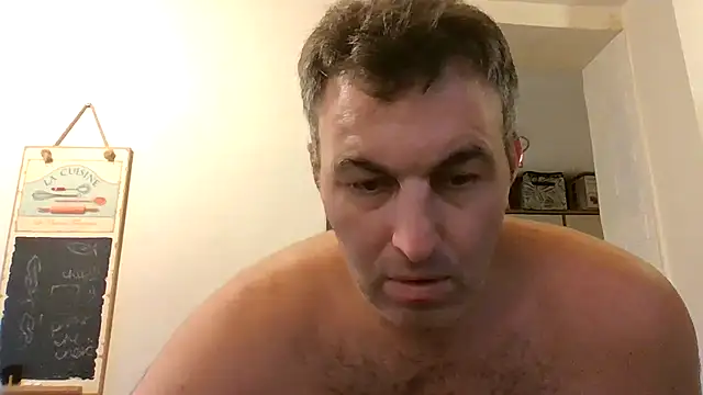 Snapshot of Hakfin666 chatting on 06-25-26, 04:10 Hakfin666 online show from 06-25-26, 04:10