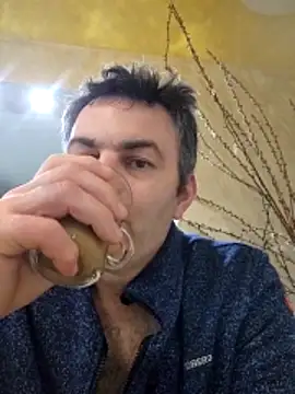 Snapshot of Hakfin666 chatting on 05-15-26, 04:32 Hakfin666 online show from 05-15-26, 04:32