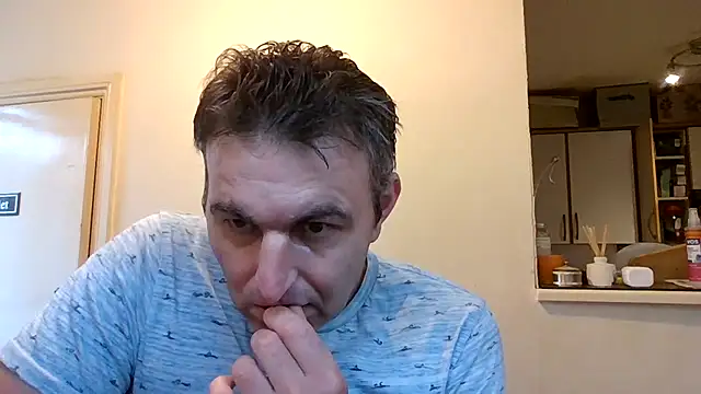 Snapshot of Hakfin666 chatting on 07-10-26, 04:56 Hakfin666 online show from 07-10-26, 04:56
