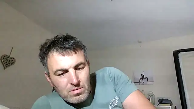 Snapshot of Hakfin666 chatting on 07-02-26, 05:35 Hakfin666 online show from 07-02-26, 05:35