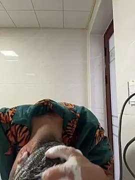 Snapshot of TOYOTA-01 chatting on 02-07-26, 07:27 TOYOTA-01 online show from 02-07-26, 07:27