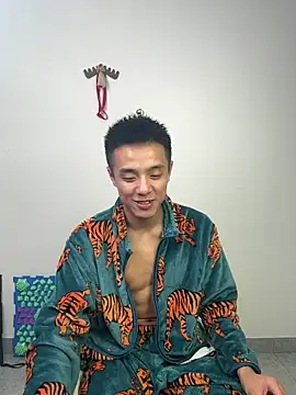 Snapshot of TOYOTA-01 chatting on 02-17-26, 12:46 TOYOTA-01 online show from 02-17-26, 12:46