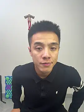 Snapshot of TOYOTA-01 chatting on 02-13-26, 01:22 TOYOTA-01 online show from 02-13-26, 01:22