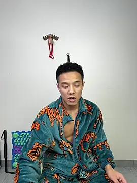 Snapshot of TOYOTA-01 chatting on 02-14-26, 12:38 TOYOTA-01 online show from 02-14-26, 12:38