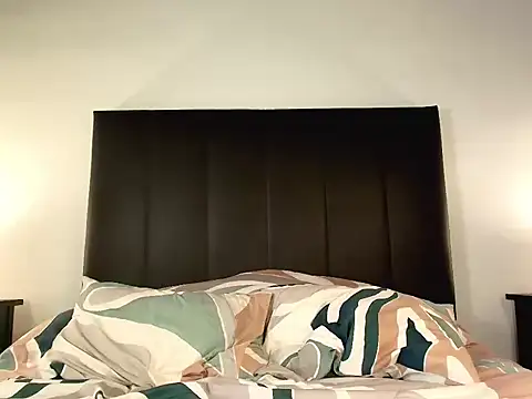 emilynoir   online show from 01-19-26, 12:42