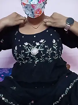Snapshot of Ammu14399 chatting on 05-09-26, 06:28 Ammu14399 online show from 05-09-26, 06:28