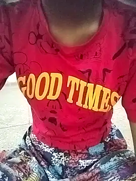 Queen-hot- online show from 04-05-26, 05:36