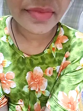 MILFybar online show from 04-22-26, 04:47