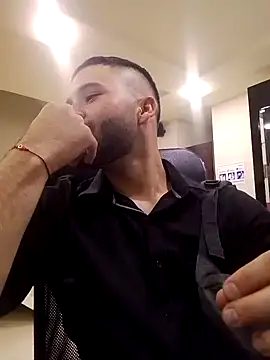 AndyKnoxx online show from 03-18-26, 07:48