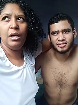 Snapshot of Isabel_and_Heckler chatting on 01-14-26, 03:04 Isabel and Heckler online show from 01-14-26, 03:04