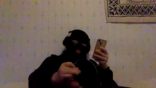 Snapshot of Herr_Snusk chatting on 04-07-26, 05:37 Herr Snusk online show from 04-07-26, 05:37