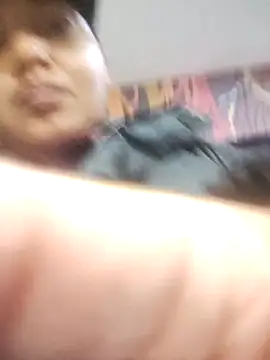 Angela security guard online show from 01-06-26, 02:04